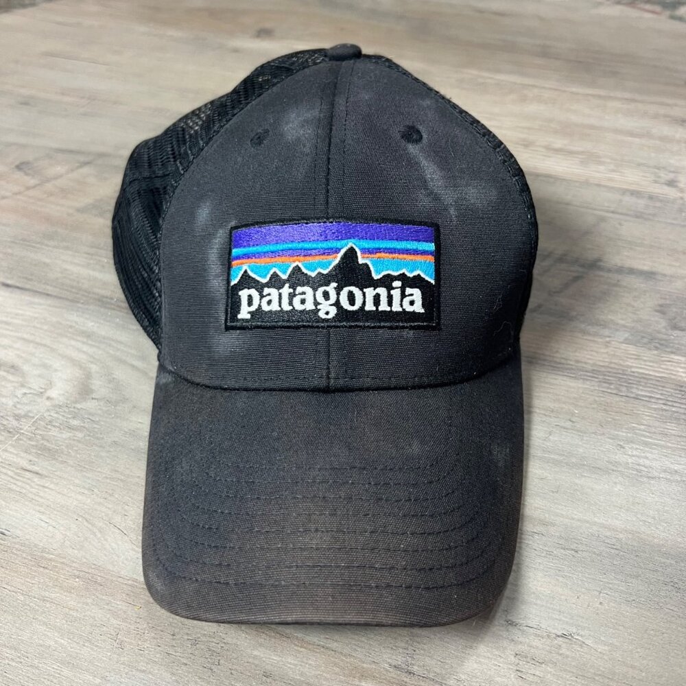 Patagonia Black Logo Patch Mesh Adjustable Trucker Hat